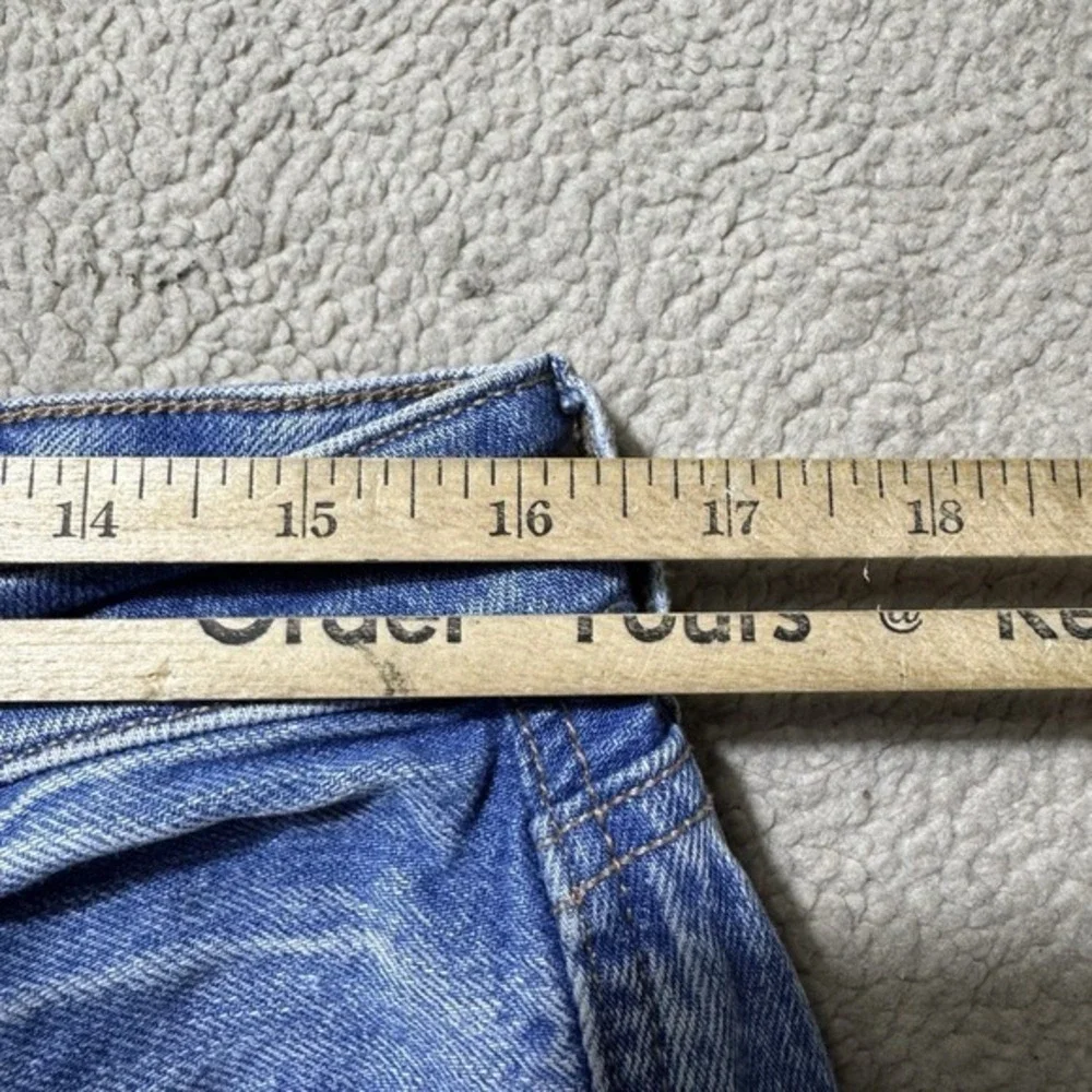 American Eagle Jeans Womens 14 Mom Jean Distressed Light Wash‎ Cotton Meas 32x27
